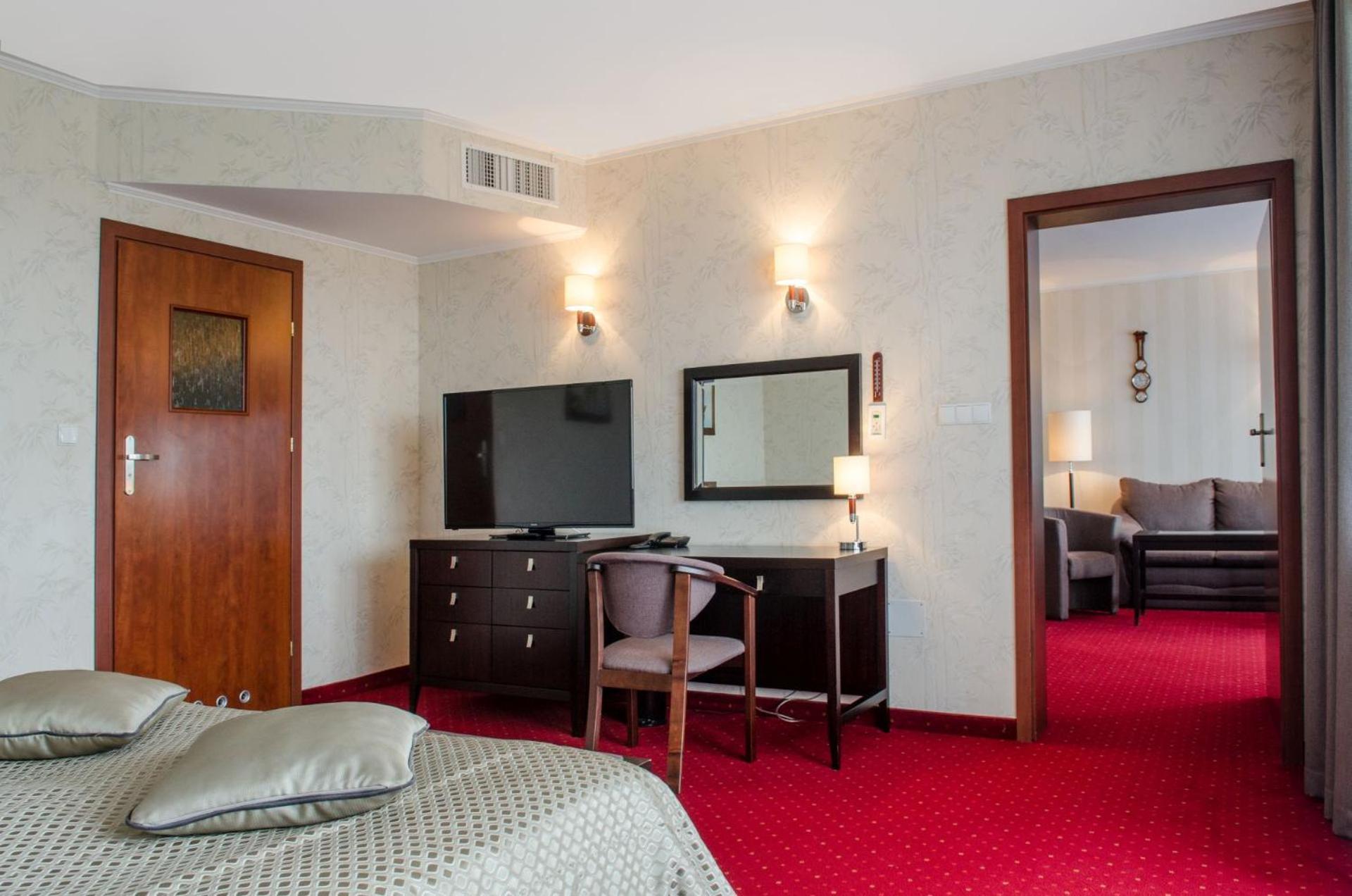 Hotel Lidia Spa & Wellness Darlowko Kültér fotó